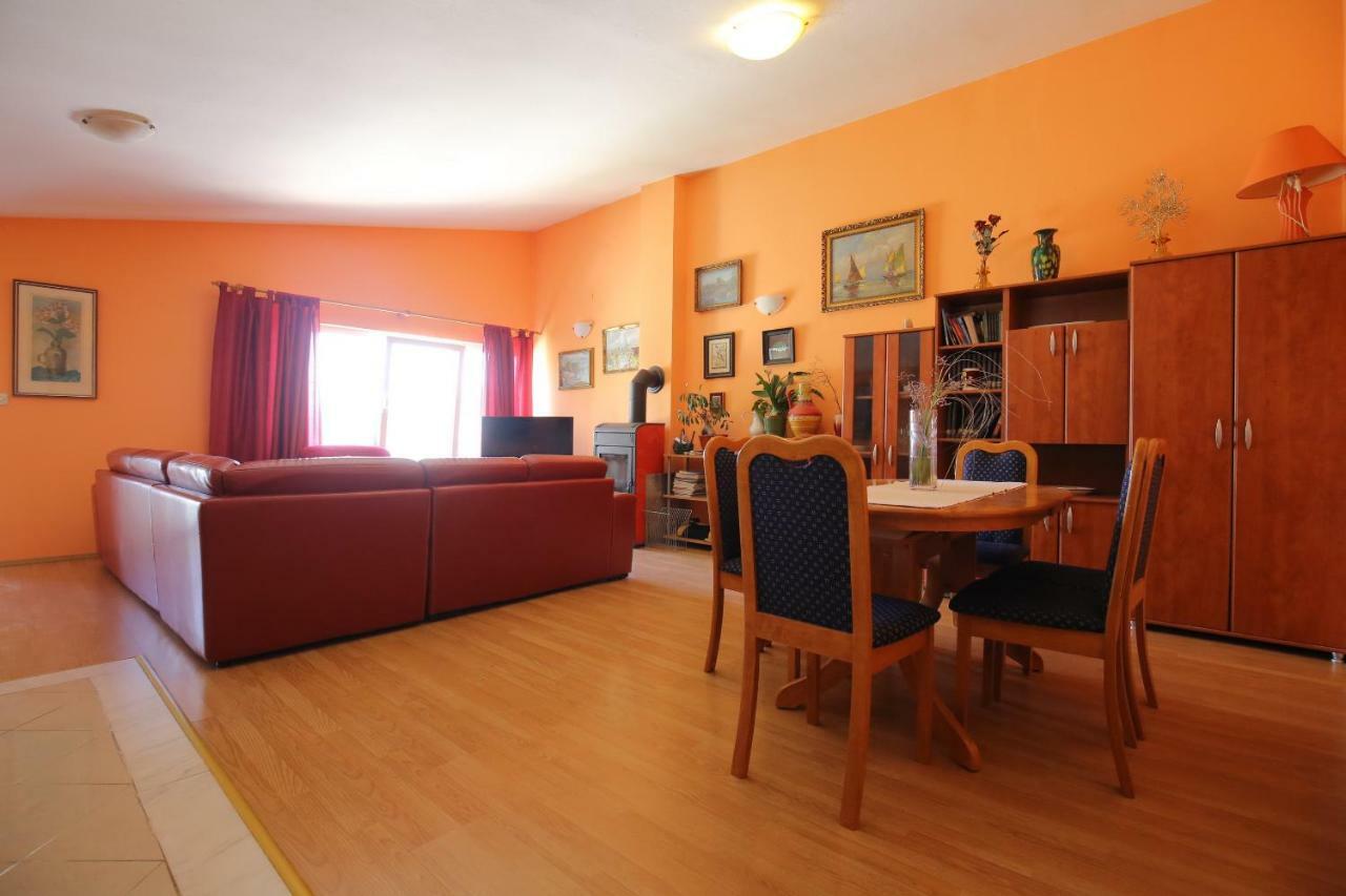 Apartment And Rooms Roko Zaglav Ngoại thất bức ảnh
