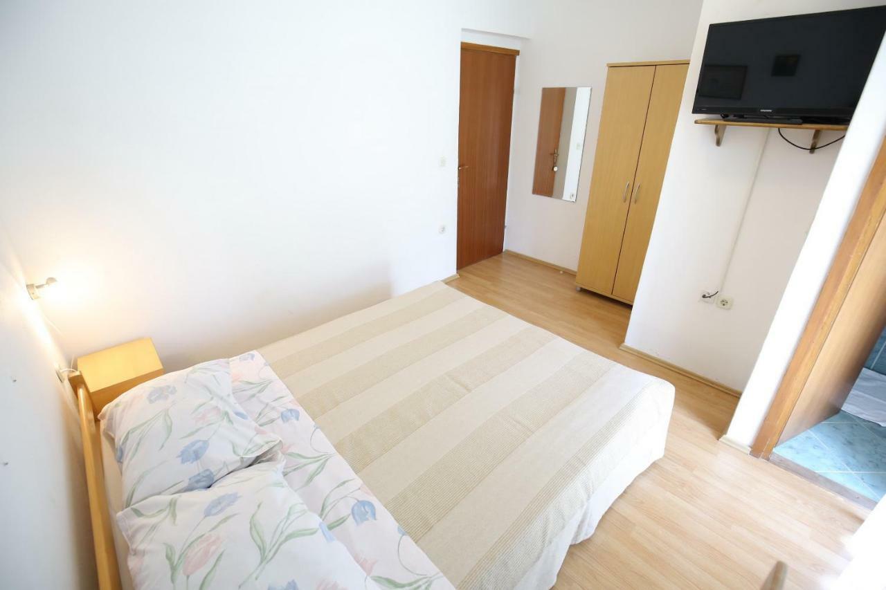 Apartment And Rooms Roko Zaglav Ngoại thất bức ảnh