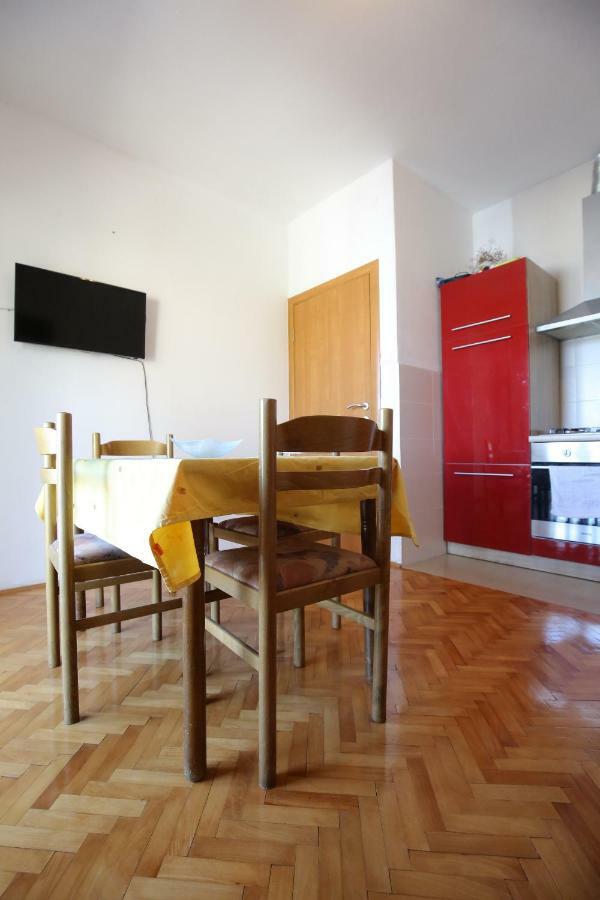 Apartment And Rooms Roko Zaglav Ngoại thất bức ảnh