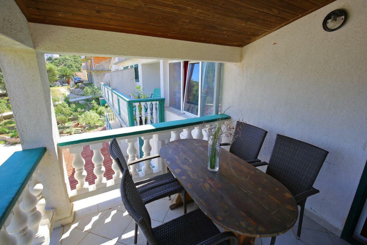 Apartment And Rooms Roko Zaglav Ngoại thất bức ảnh