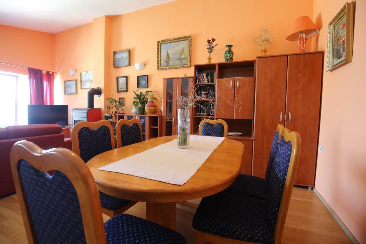 Apartment And Rooms Roko Zaglav Ngoại thất bức ảnh